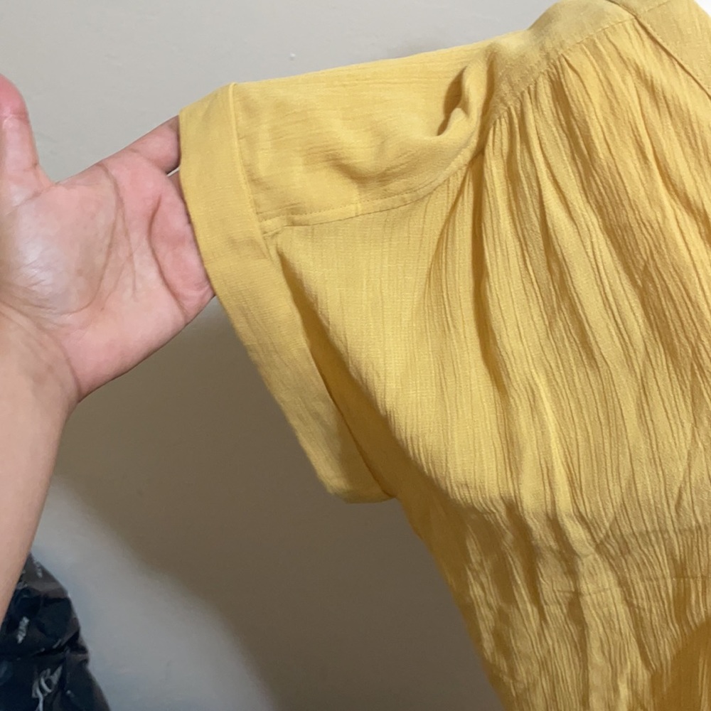 Yellow button down blouse - Picture 2 of 7